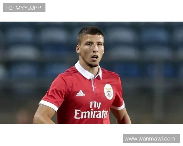 鲁本迪亚斯：从新星崛起到足坛巨星的辉煌之路